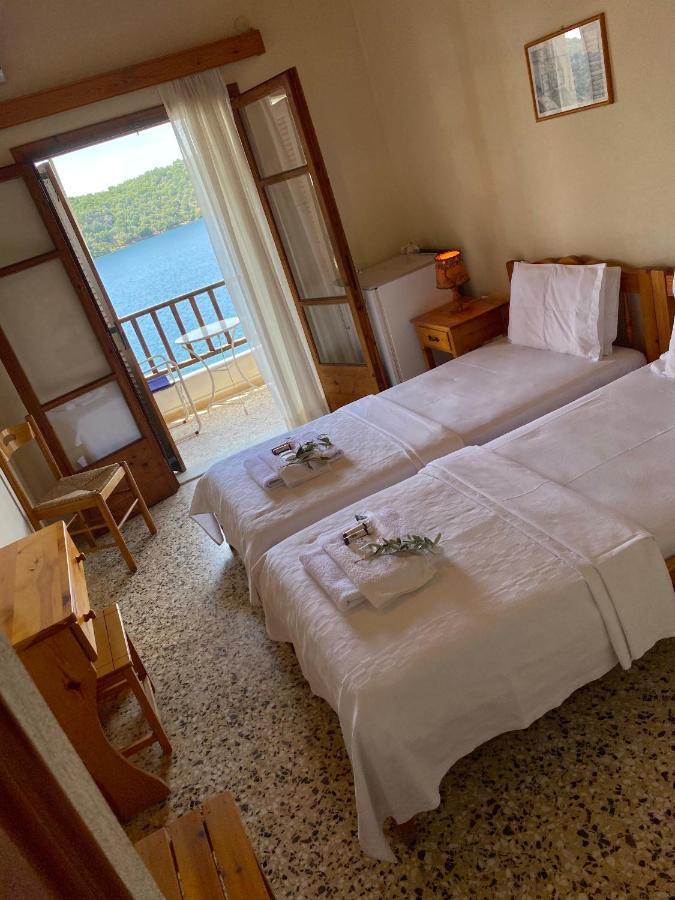 Blue Bay Hotel Milina Luaran gambar